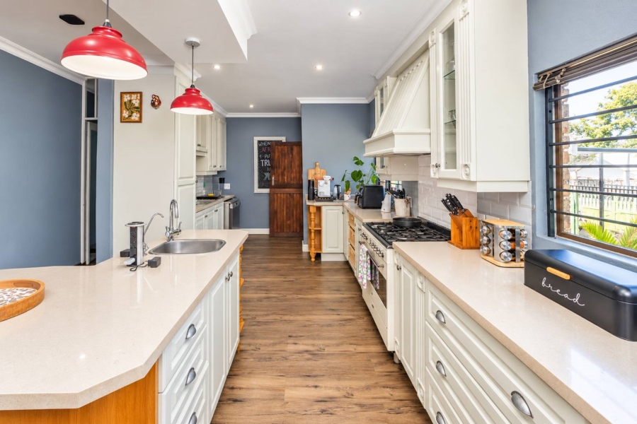 3 Bedroom Property for Sale in Melodie North West